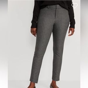 Old Navy Pixie Pants Grey/Black Houndstooth